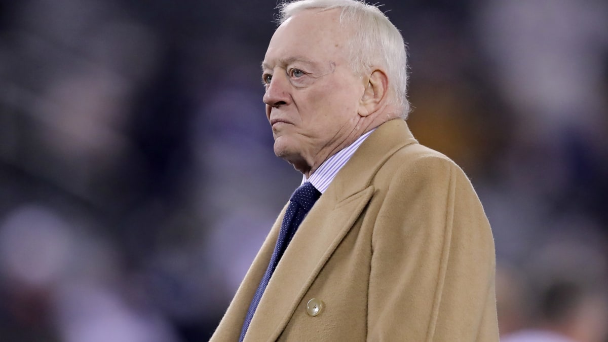 Jerry Jones Made Embarrassing Mistake At Today's Event - The Spun: What's  Trending In The Sports World Today