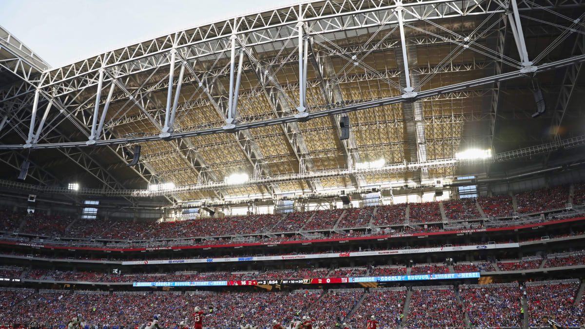 Arizona Cardinals general manager Steve Keim is pictured before an NFL  football game against the Seattle Seahawks, Sunday, Nov. 21, 2021, in  Seattle. The Cardinals won 23-13. (AP Photo/Stephen Brashear Stock Photo -  Alamy