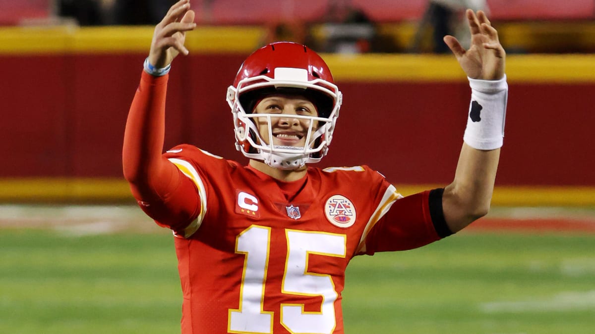 NFL World Reacts To Chiefs vs. Chargers Finish - The Spun: What's