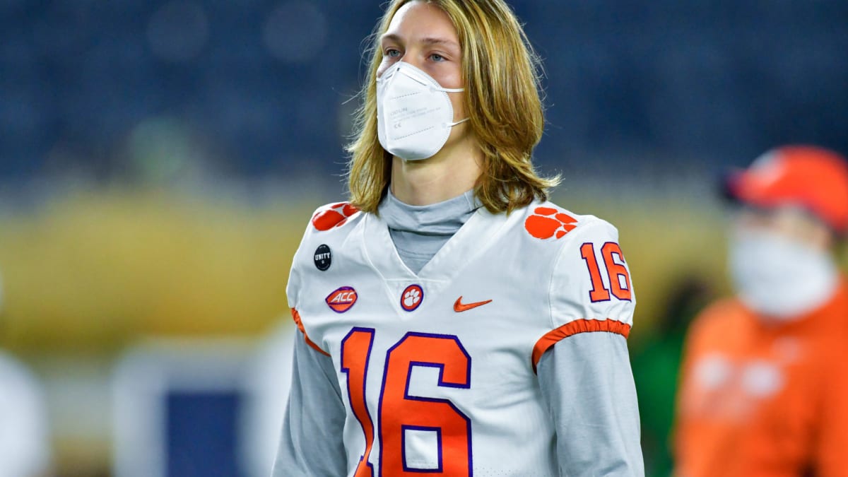 Trevor Lawrence faces 6 to 8 weeks of rehab after shoulder surgery