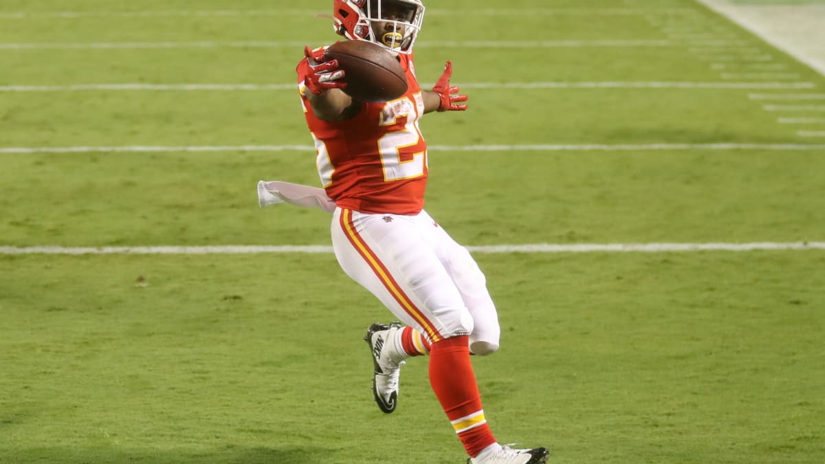 Kansas City Chiefs running back Clyde Edwards-Helaire (25) runs against the San  Francisco 49ers during an NFL preseason football game in Santa Clara,  Calif., Saturday, Aug. 14, 2021. (AP Photo/Jed Jacobsohn Stock