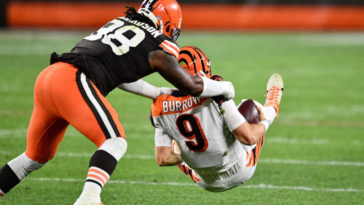 Browns release Sheldon Richardson after Jadeveon Clowney signs