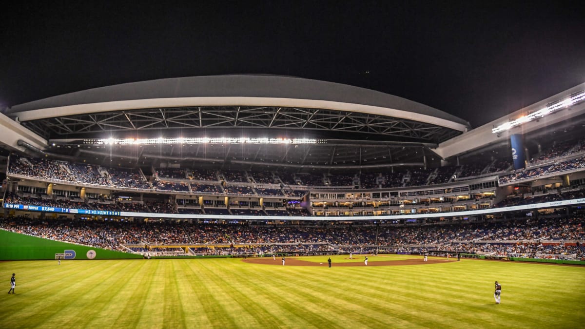 Marlins unveil new park's dimensions  Sun life stadium, Baseball park, Baseball  stadium