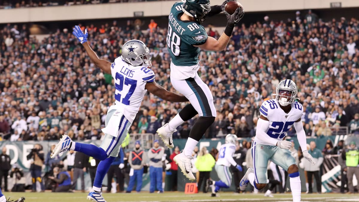 Watch Eagles star Dallas Goedert as he erase his fathers sins