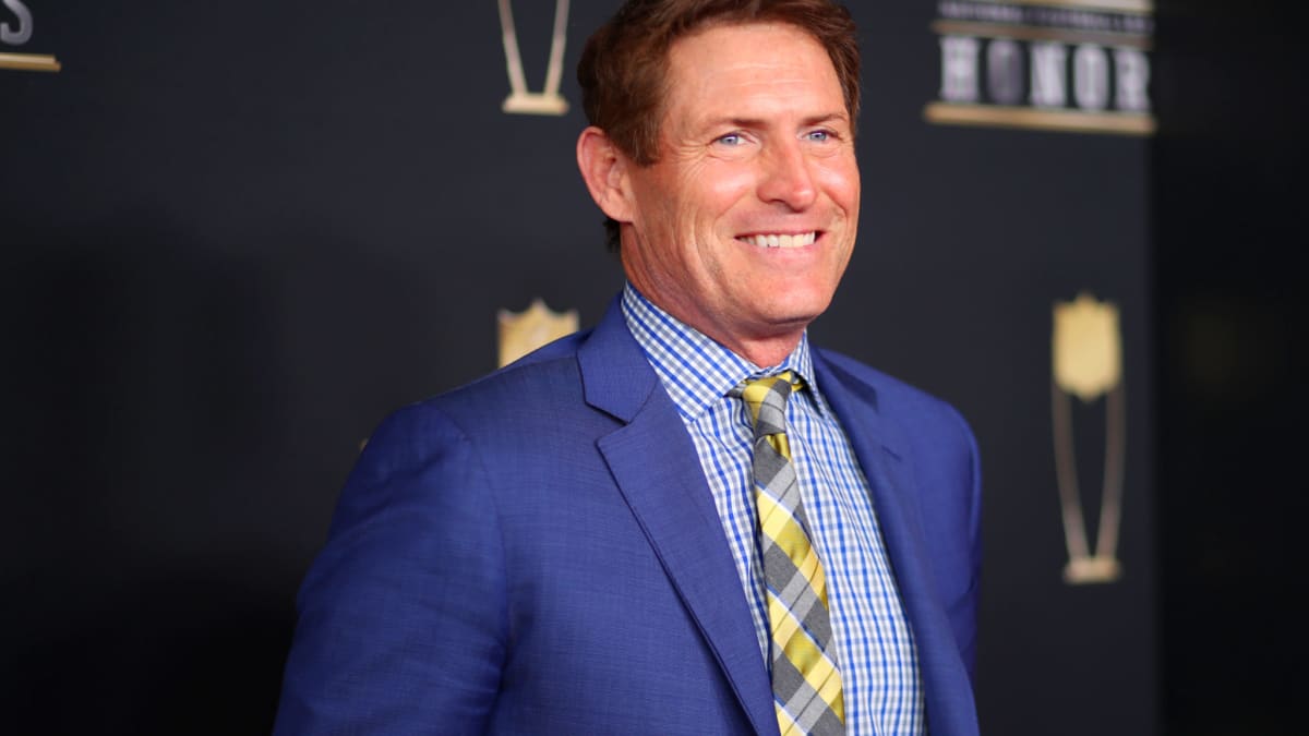 ESPN Re-Signs Steve Young, Booger McFarland, Jeff Saturday, and