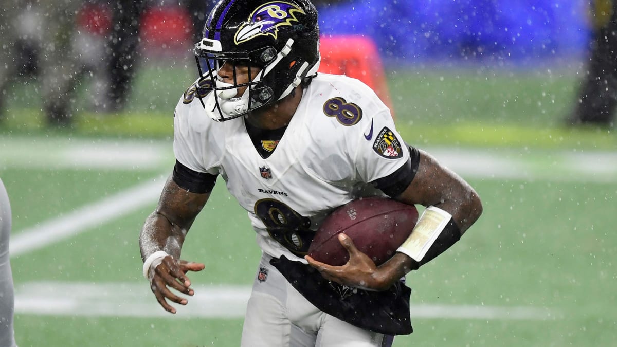 Look: Lamar Jackson Has Made A Decision On Training Camp - The Spun: What's  Trending In The Sports World Today