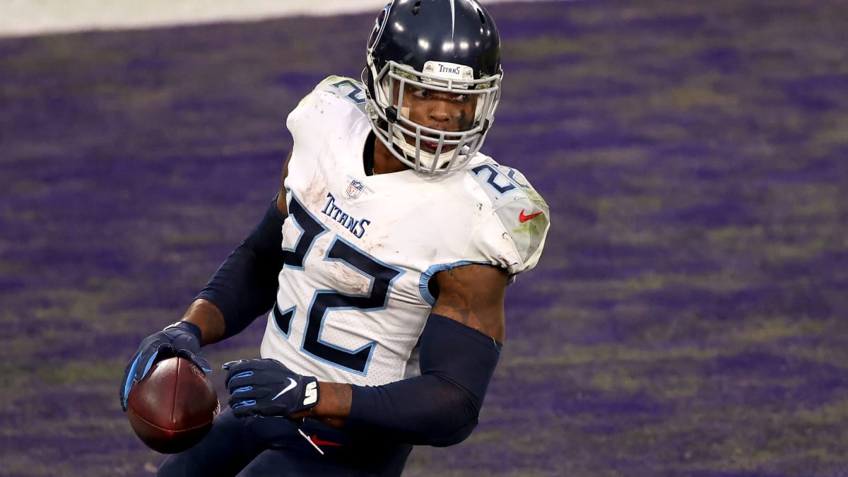 Fans go crazy for Tennessee Titans' Derrick Henry in pregame warmups