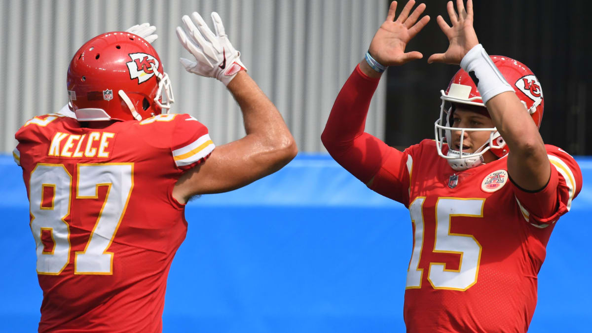 Travis Kelce Praises Patrick Mahomes for 'Taking Over the World'