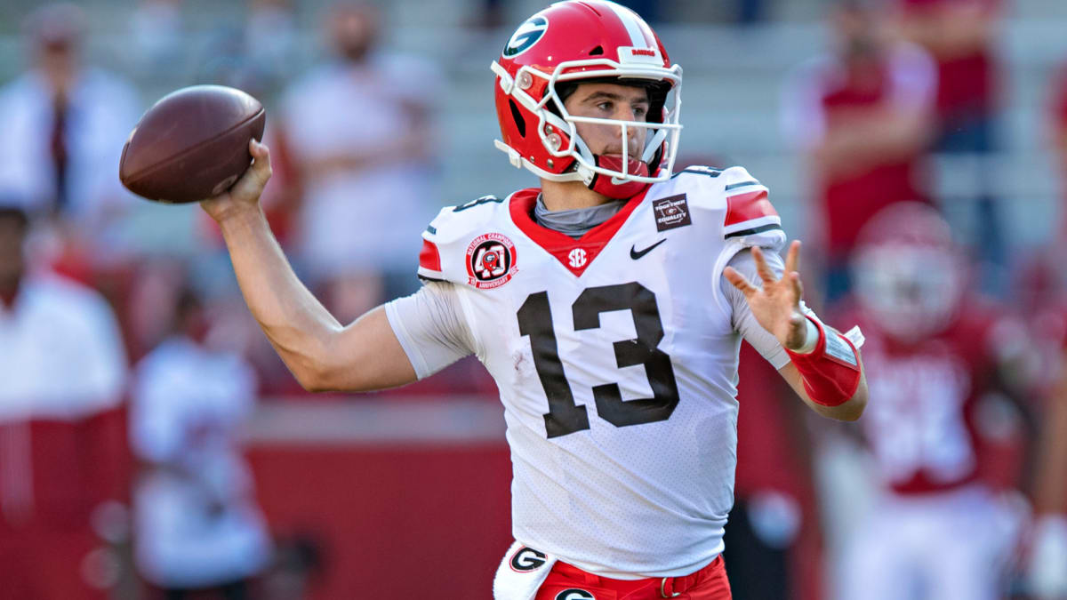 College Football Starting Quarterback Officially Announces Transfer - The  Spun: What's Trending In The Sports World Today