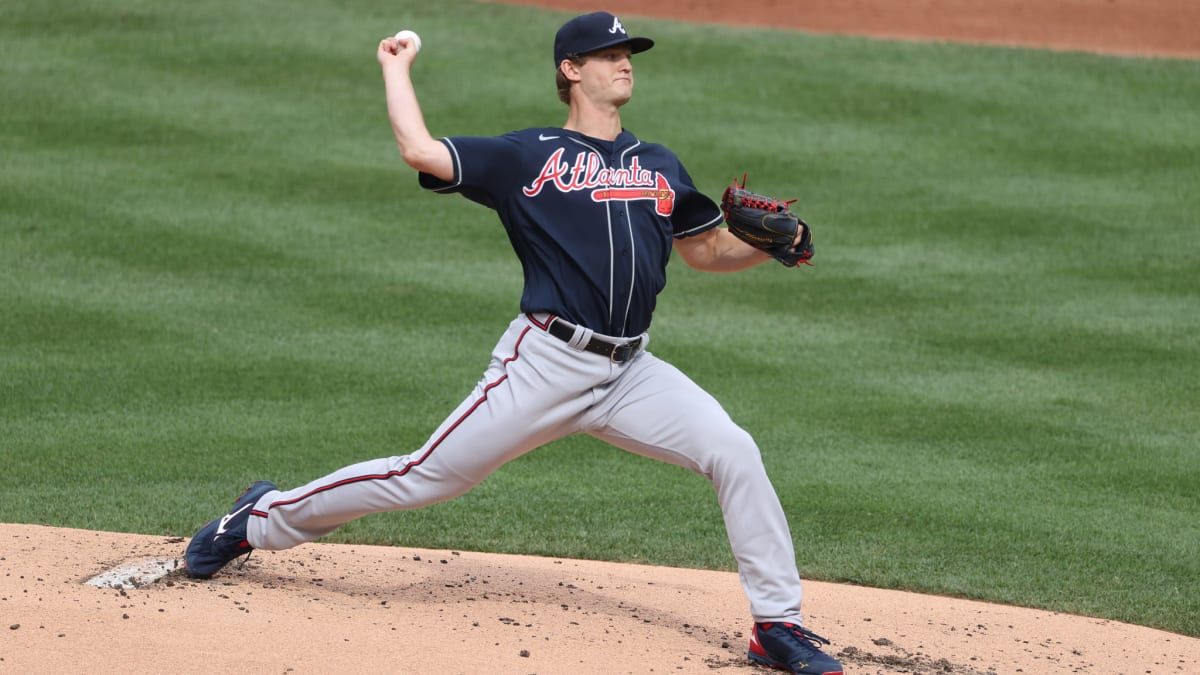 Video: Braves SP Mike Soroka Appears To Suffer Serious Leg Injury - The  Spun: What's Trending In The Sports World Today