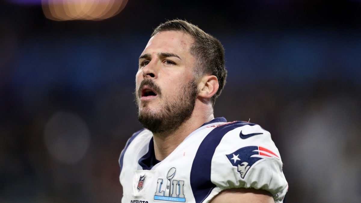 Danny Amendola said it's hard to see Tom Brady in anything other than a Patriots  jersey