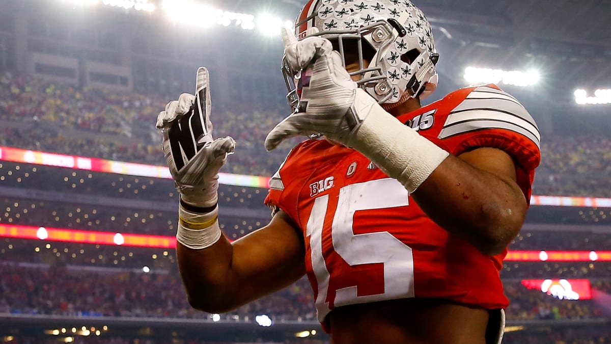 Ohio State Football Reacts To Seeing Ezekiel Elliott Back In No. 15 - The  Spun: What's Trending In The Sports World Today