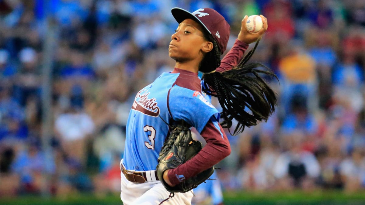 Little League World Series star pitcher Mo'ne Davis makes cover of