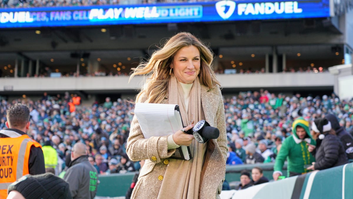 Erin Andrews 'Hot Pass Defense' on Minshew: WATCH Cowboys Beat Eagles - BVM  Sports