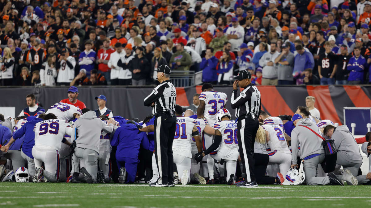 NFL World Reacts To The Bengals vs. Bills Decision - The Spun