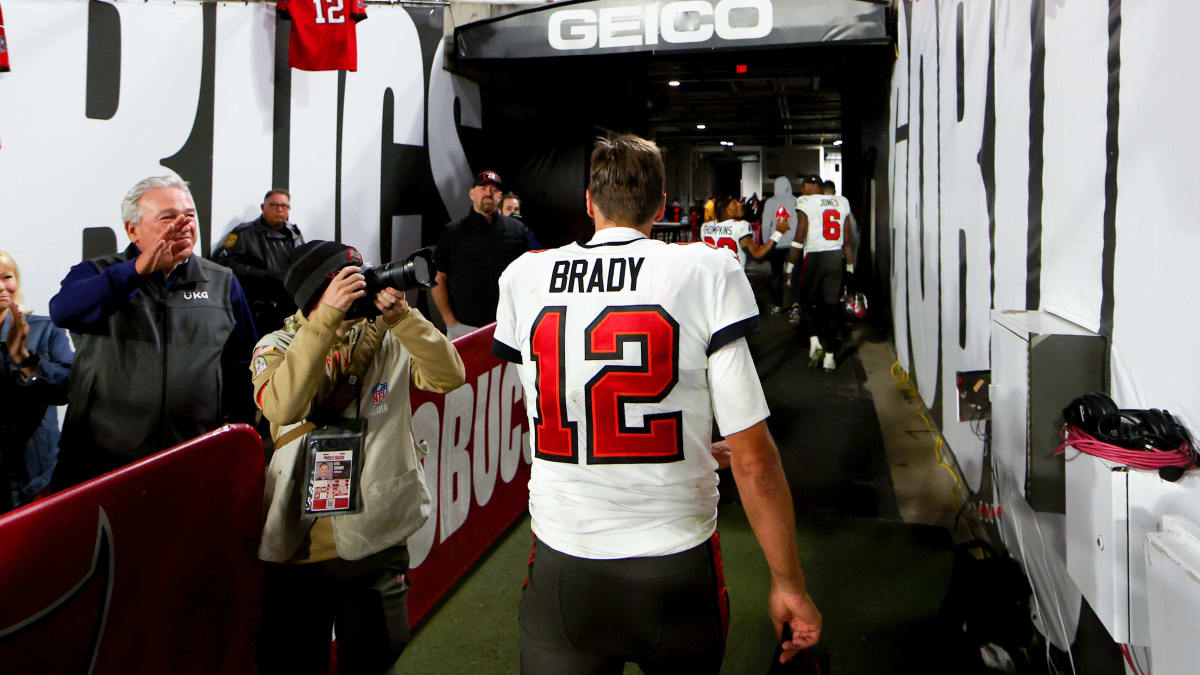 Crucial Catch - Tom Brady GAME WORN Patriots Color Rush Jersey (10/10/19) -  Washed by Team Equipment Manager after the game