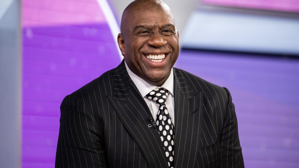 Commanders' record sale agreed to by Snyder family, Harris group that  includes Magic Johnson