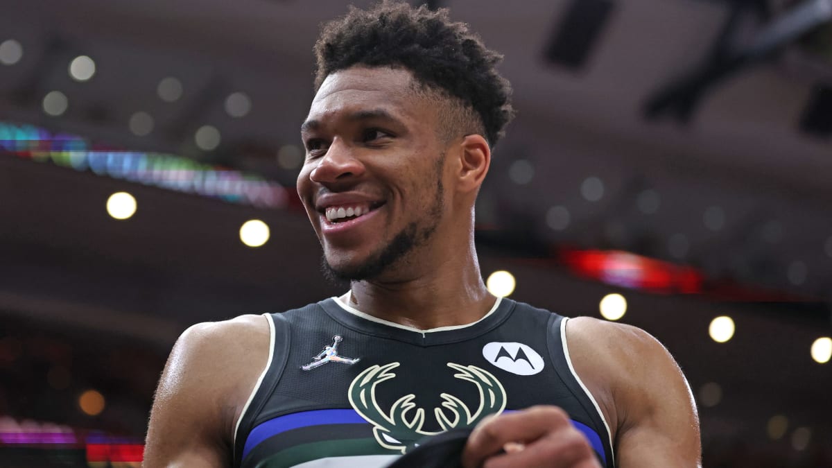 Giannis Decides What He'll Wear On The Back Of His Jersey - The Spun:  What's Trending In The Sports World Today