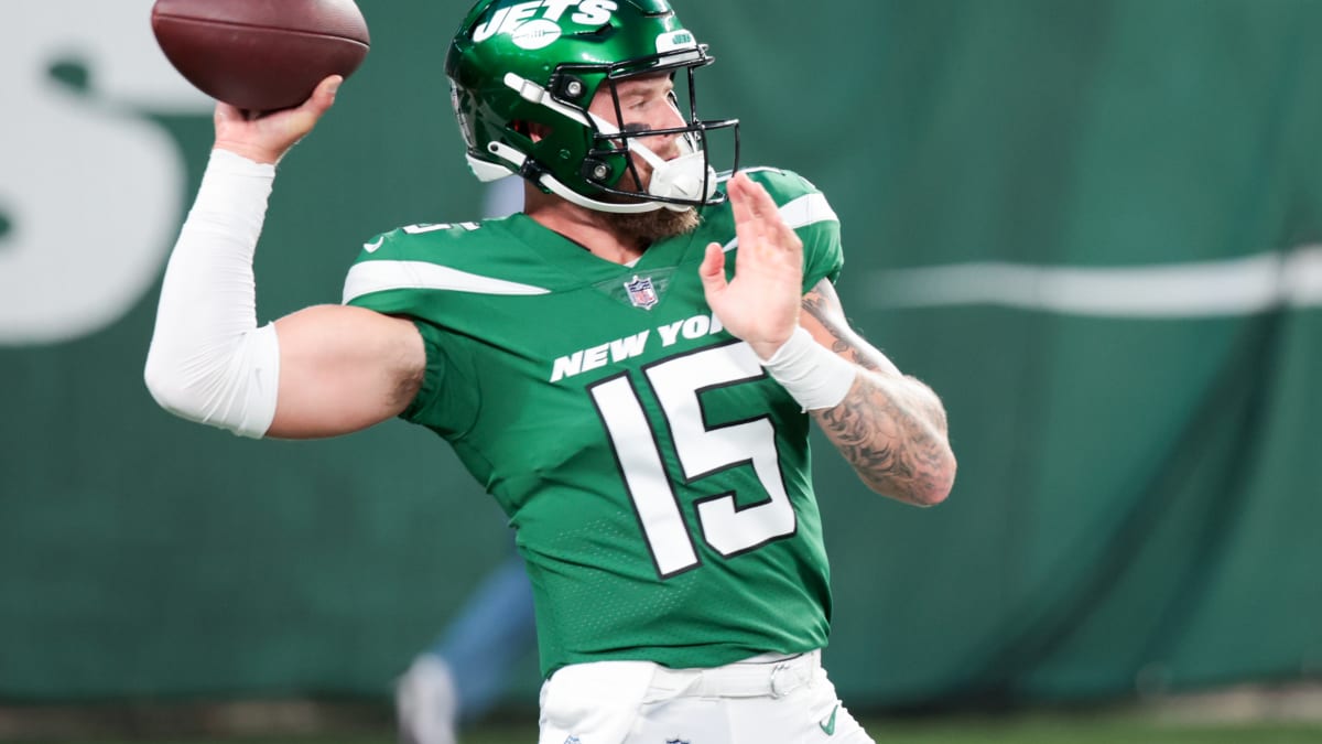 Jets waive preseason folk hero Chris Streveler - Gang Green Nation