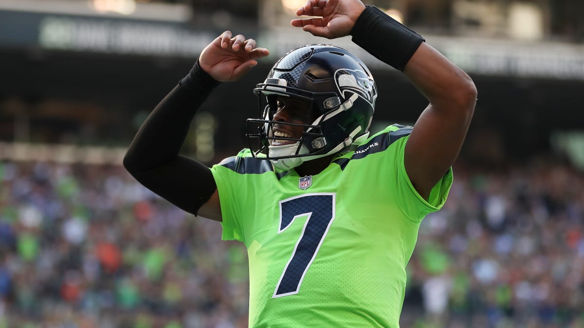 Geno Smith files for trademark of viral 'I ain't write back' quote after  Broncos win : r/Seahawks