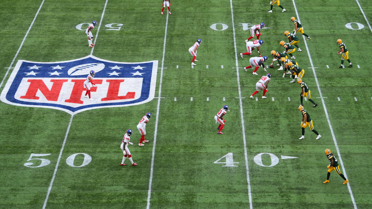 Look: NFL World Reacts To 'Sunday Night Football' Change - The