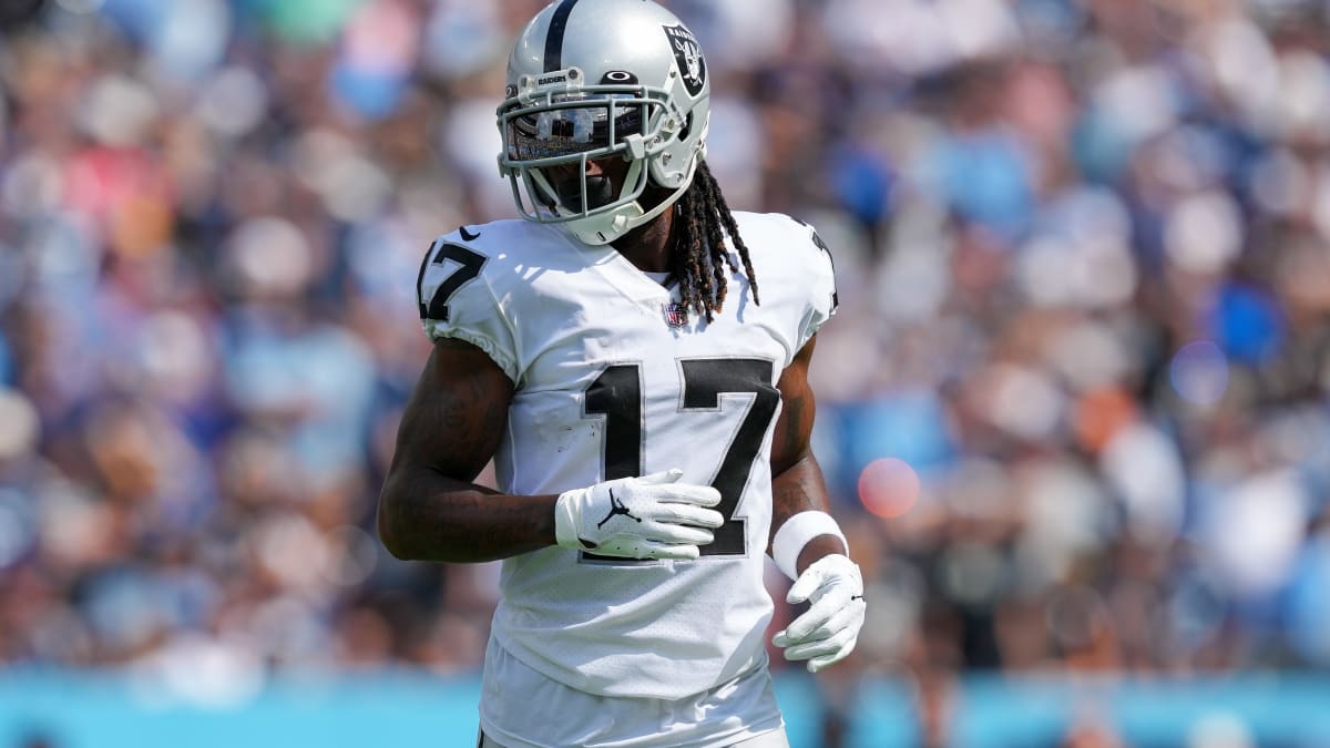 NFL Fans React To The Injury To Raiders WR Davante Adams - The Spun: What's  Trending In The Sports World Today