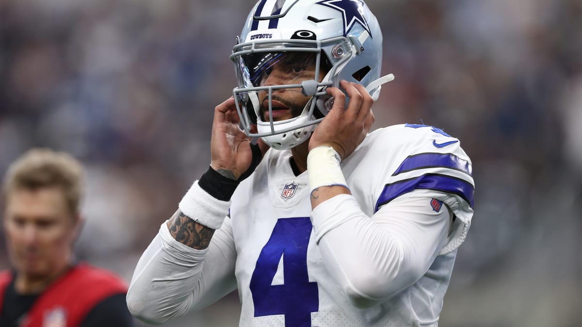 Look: Football World Reacts To Dak Prescott's Outfit - The Spun: What's  Trending In The Sports World Today