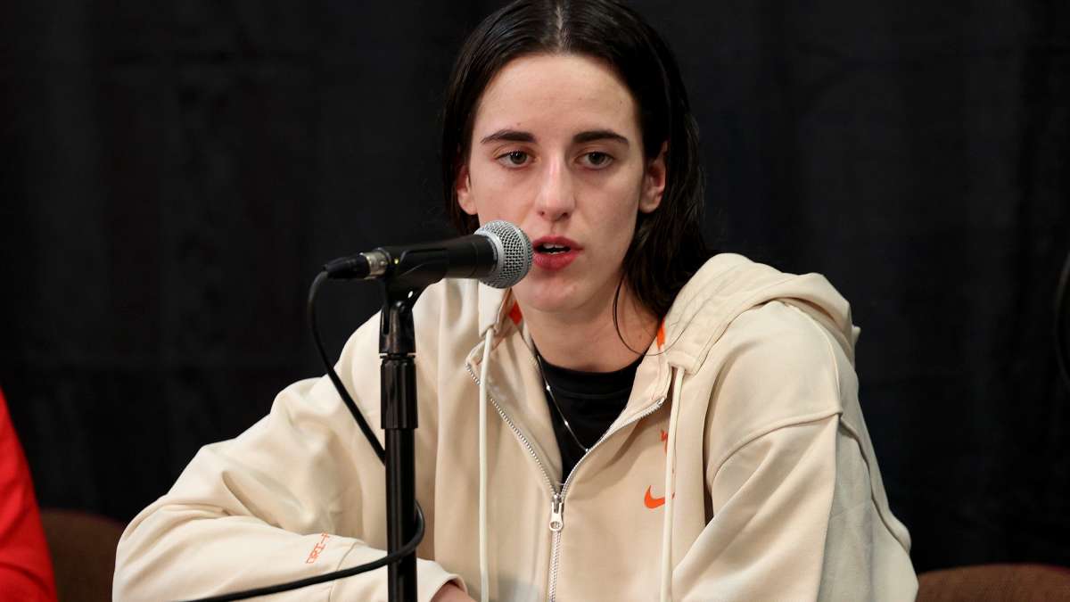 Everyone's Loving Caitlin Clark's Response To Question About Being White - The Spun