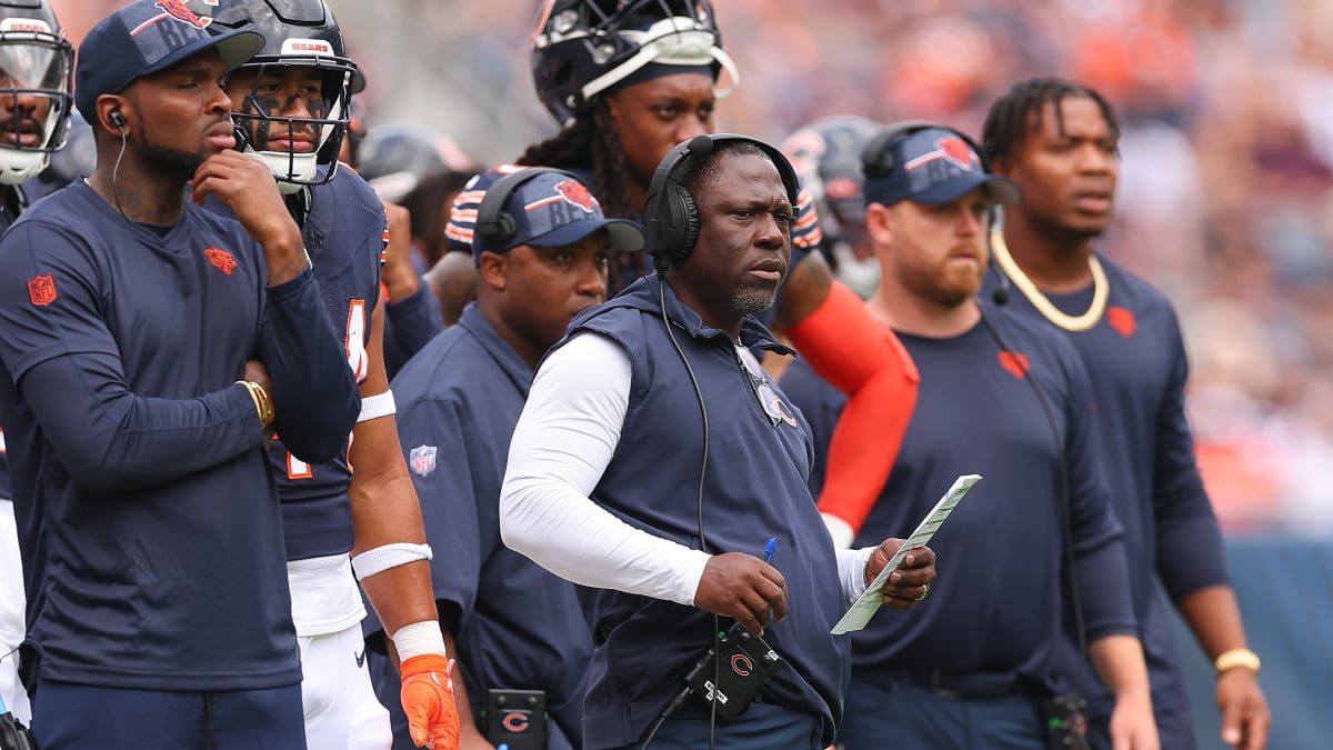 Chicago Bears Receive Air Jordan 1s from Manager and Coach