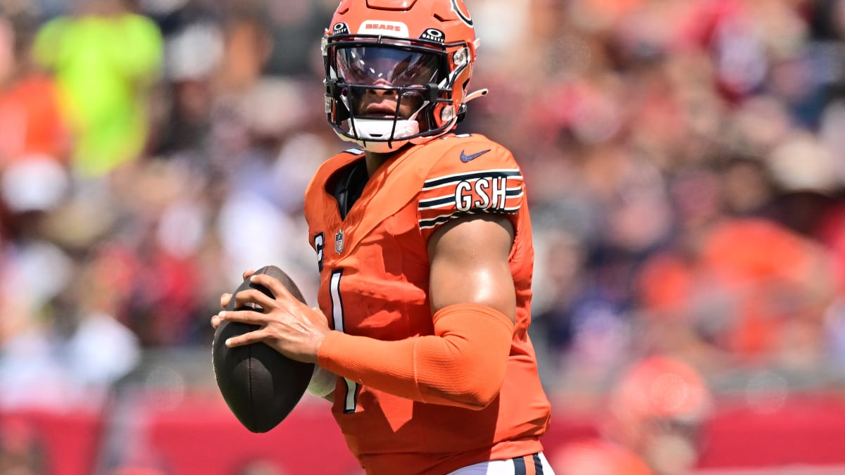 Week 9: Justin Fields makes history in Chicago Bears' loss