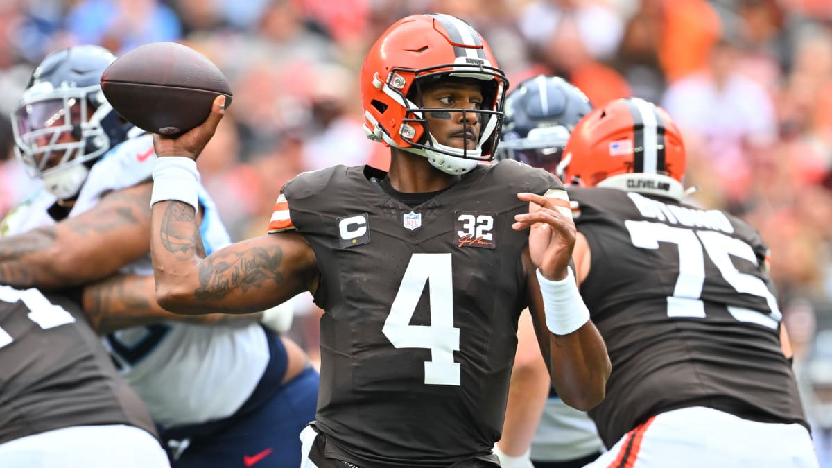 Cleveland Browns QB Deshaun Watson dealing with sore shoulder, but expected  to play BaltimoreRavens