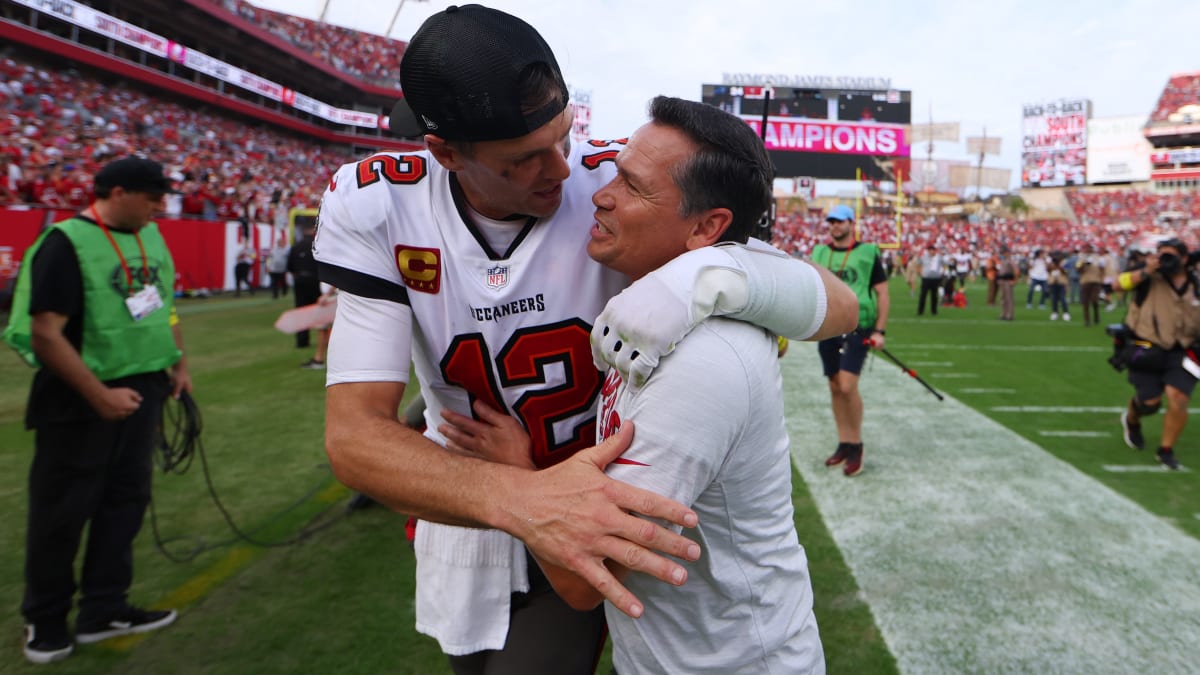 Tom Brady trainer Alex Guerrero releases statement