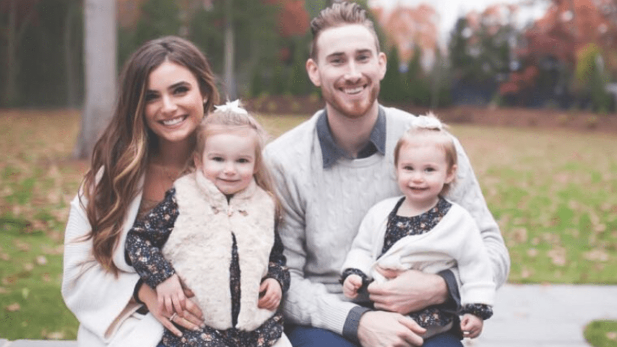 Who is Gordon Hayward's wife Robyn Hayward? Her Age & More