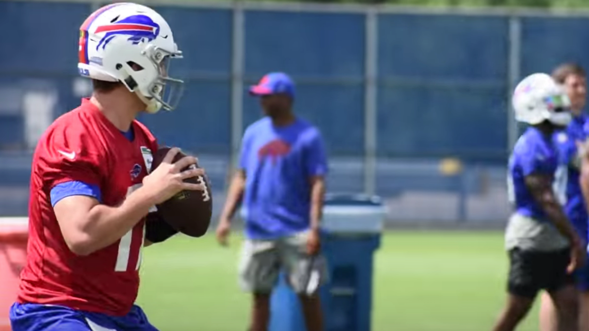 Josh Allen starts fight as tempers flare during first padded practice on  day 6 of training camp (Observations) 