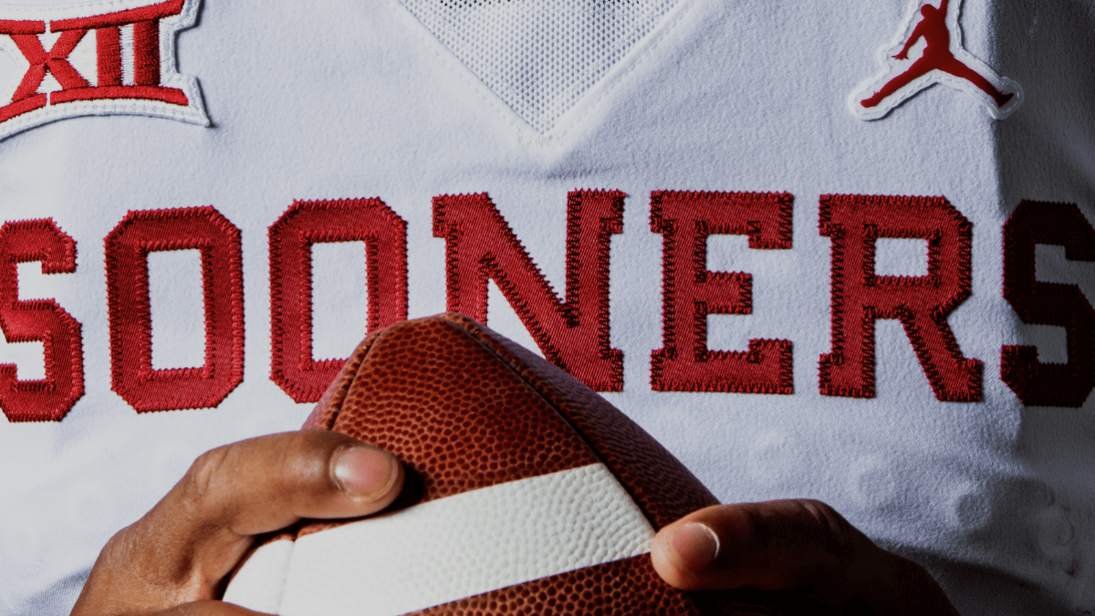 Sooners show off new Jordan Brand football uniforms