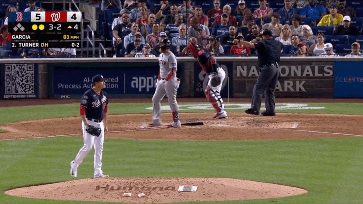 Red Sox: MLB fans react to umpire whiffing Justin Turner strike call