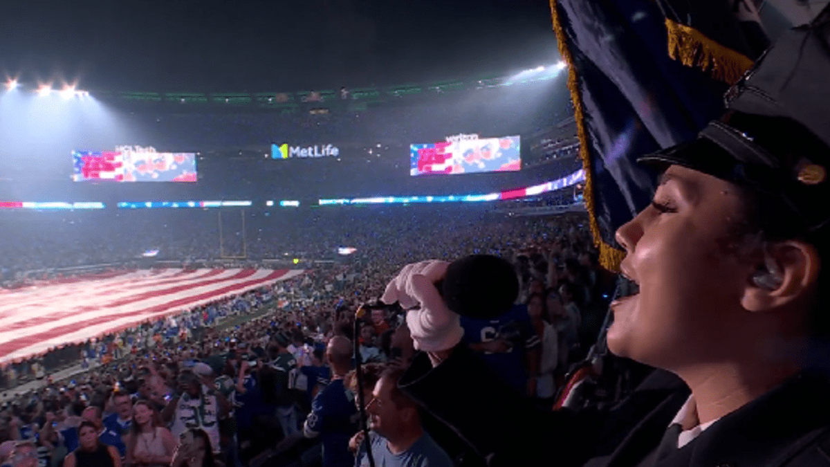 NFL fans belt out national anthem before Jets-Ravens game as 9/11  remembrances occur around the league