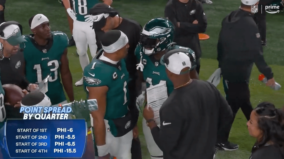 Eagles Wide Receiver AJ Brown Was Not Happy Tonight - The Spun: What's  Trending In The Sports World Today