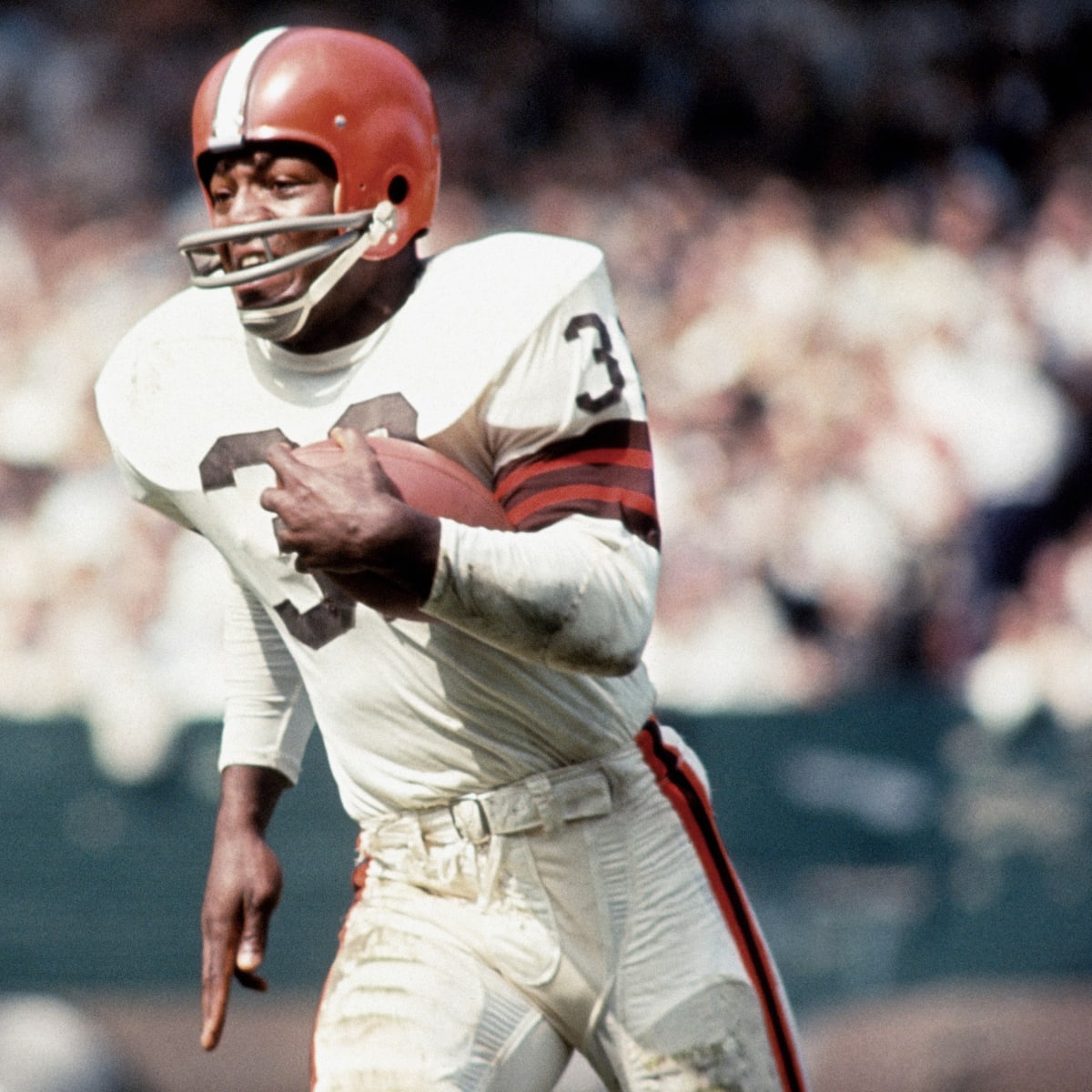 When NFL legend Jim Brown came knocking, it was a dream come true for a Cleveland  Browns fan and collector - Sports Collectors Digest