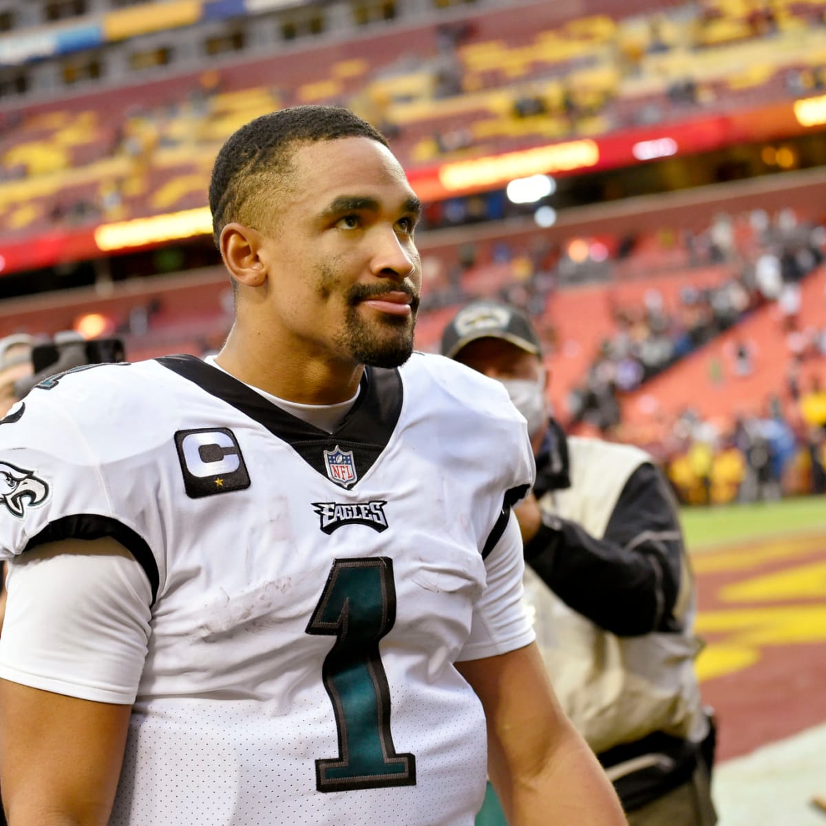 Eagles' Jalen Hurts avoids injury as railing collapses, fans fall