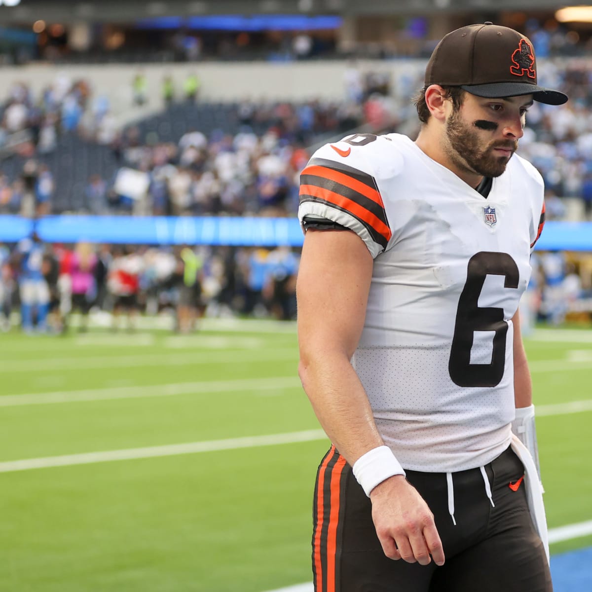 Browns RB Nick Chubb Sends Message to New Bucs Starter Baker Mayfield