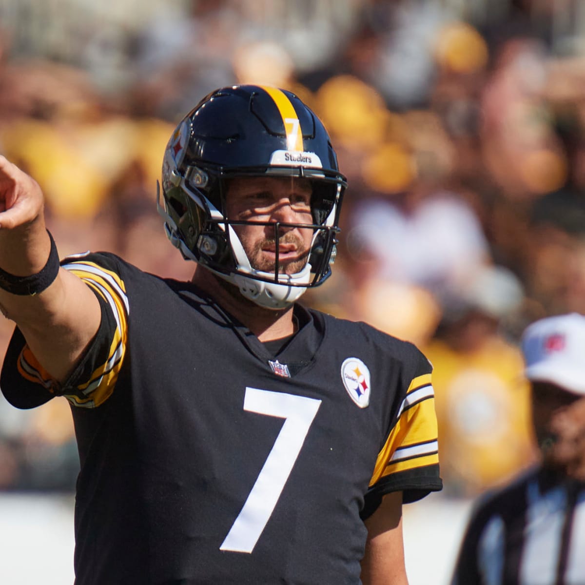 Ben Roethlisberger reacts to Steelers' Heinz Field's name change