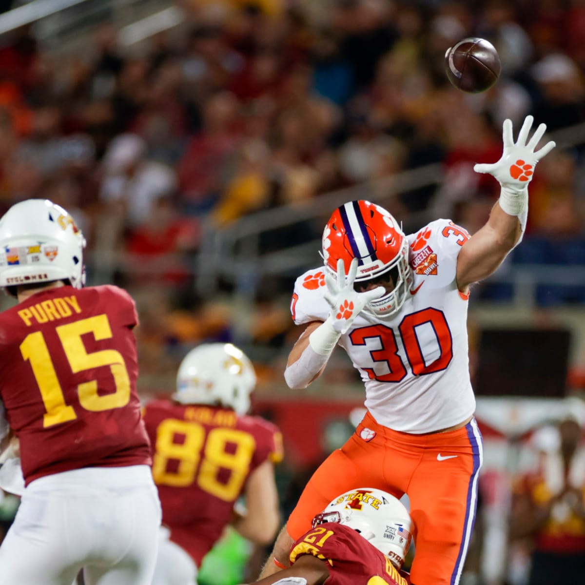 Cincinnati Football Named Cheez-It Bowl National Team of the Week