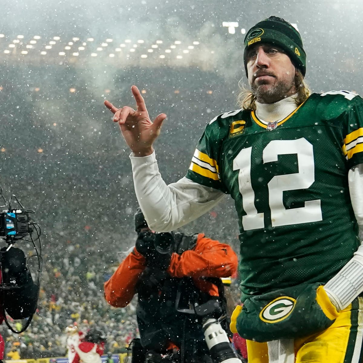 Look: Aaron Rodgers' Comment On Packers Stock Is Going Viral - The Spun:  What's Trending In The Sports World Today