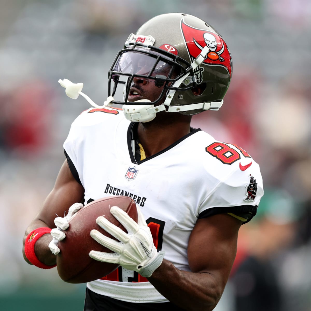 Antonio Brown: I did not quit on Buccaneers during game, I was injured, Tampa  Bay Buccaneers