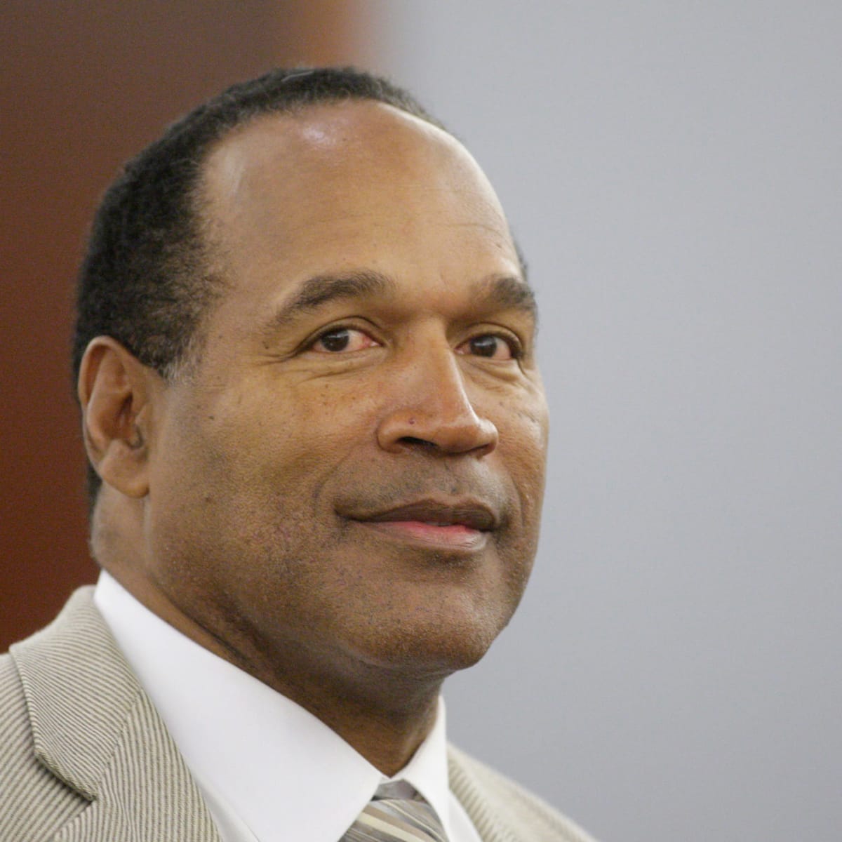 Bills Fans Go Wild For OJ Simpson After He Showed Up To Stadium On