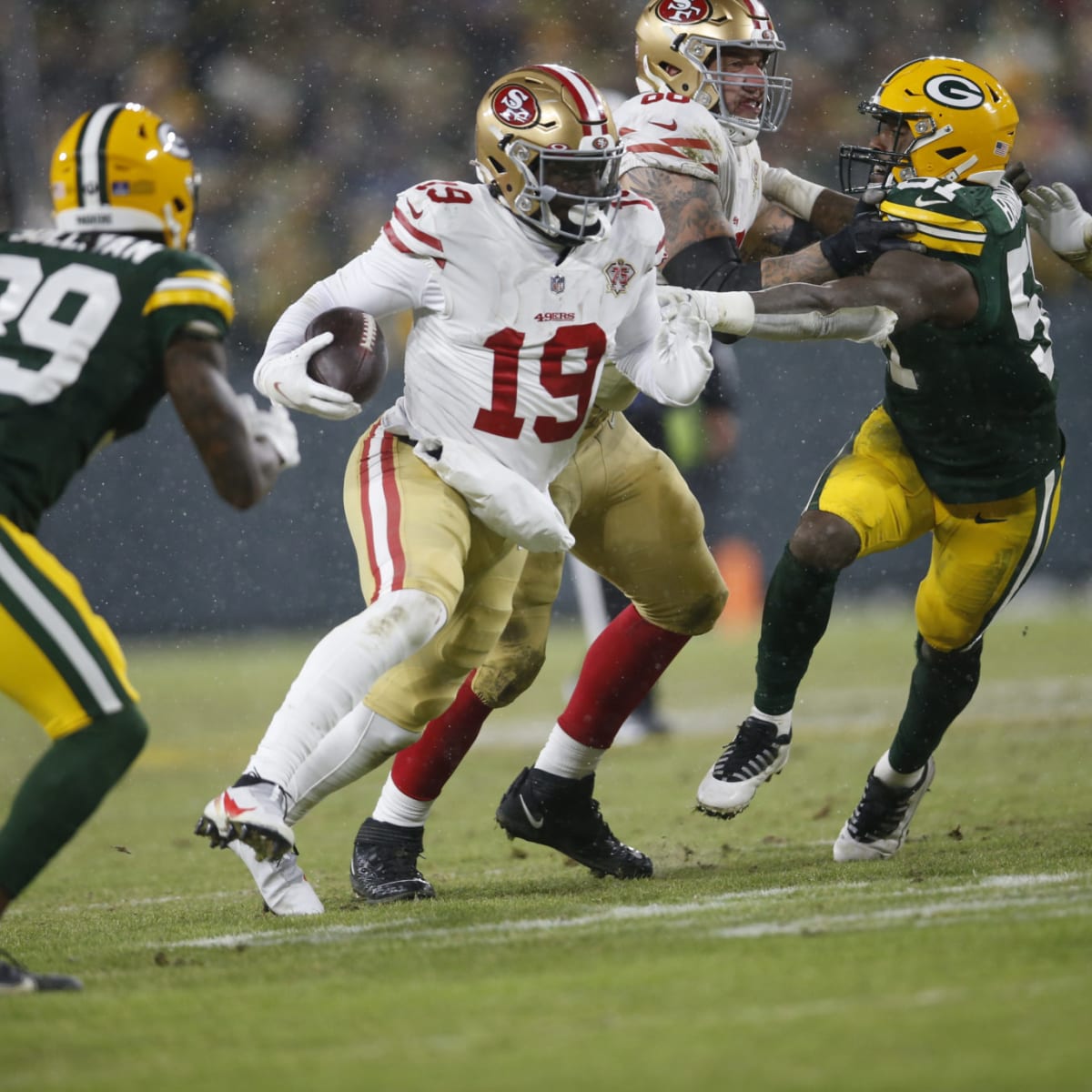 49ers WR Deebo Samuel Rocks Louis Vuitton Visor Ahead of Sunday's Game vs.  Packers