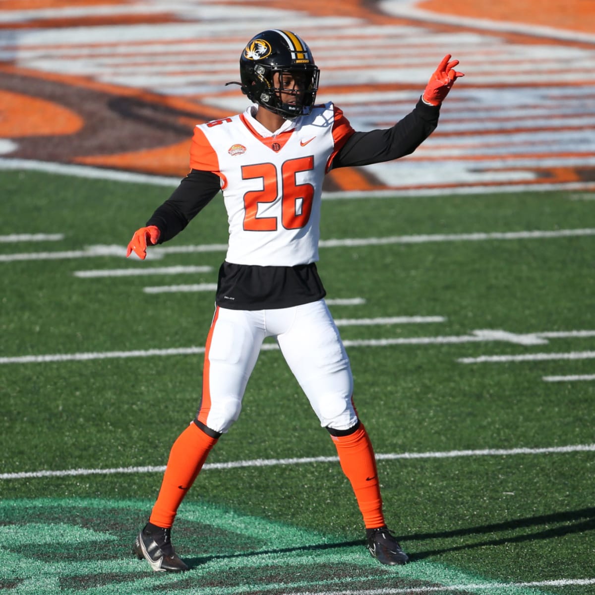 5 Things to Know About Cornerback Akayleb Evans