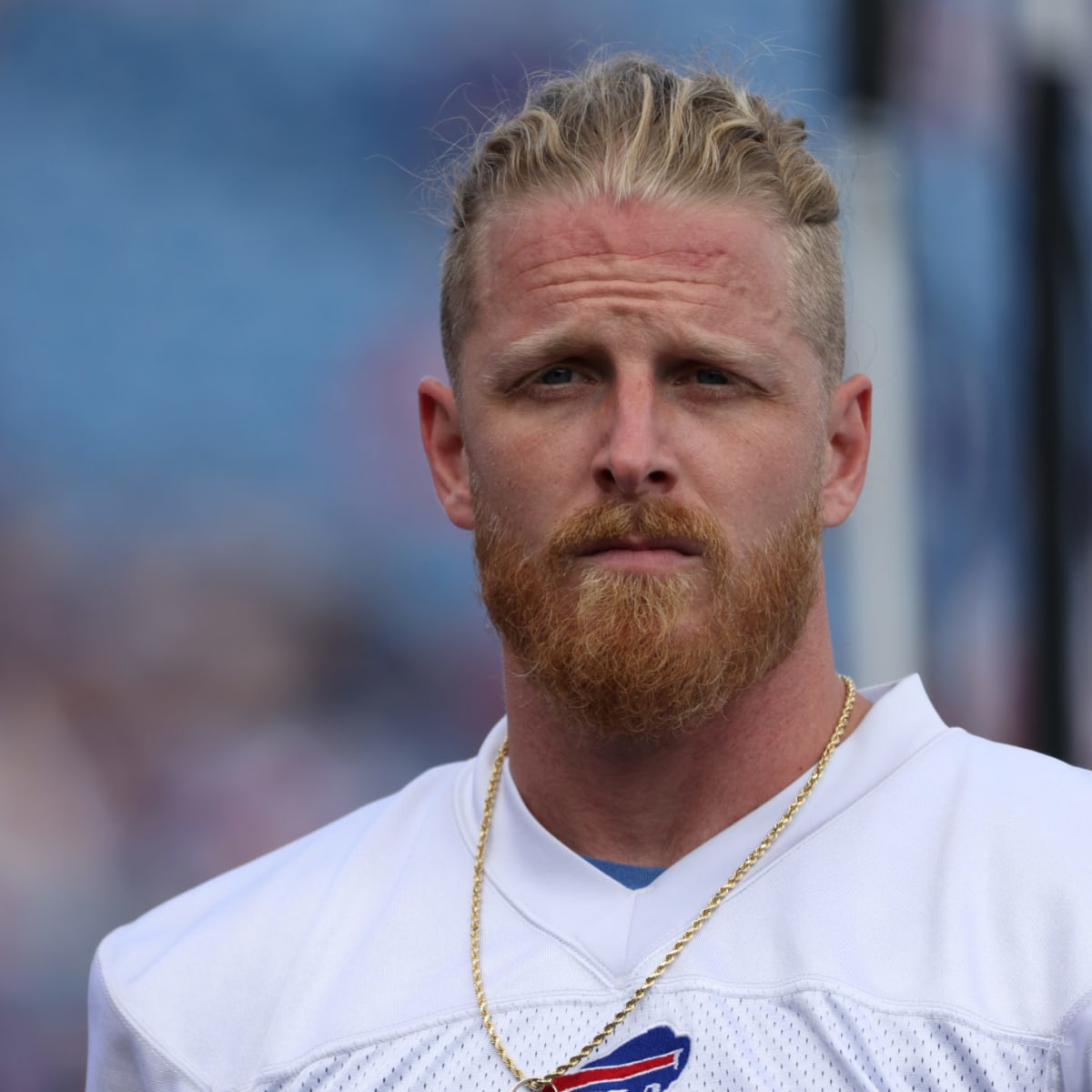 Buccaneers promote wide receiver Cole Beasley to active roster