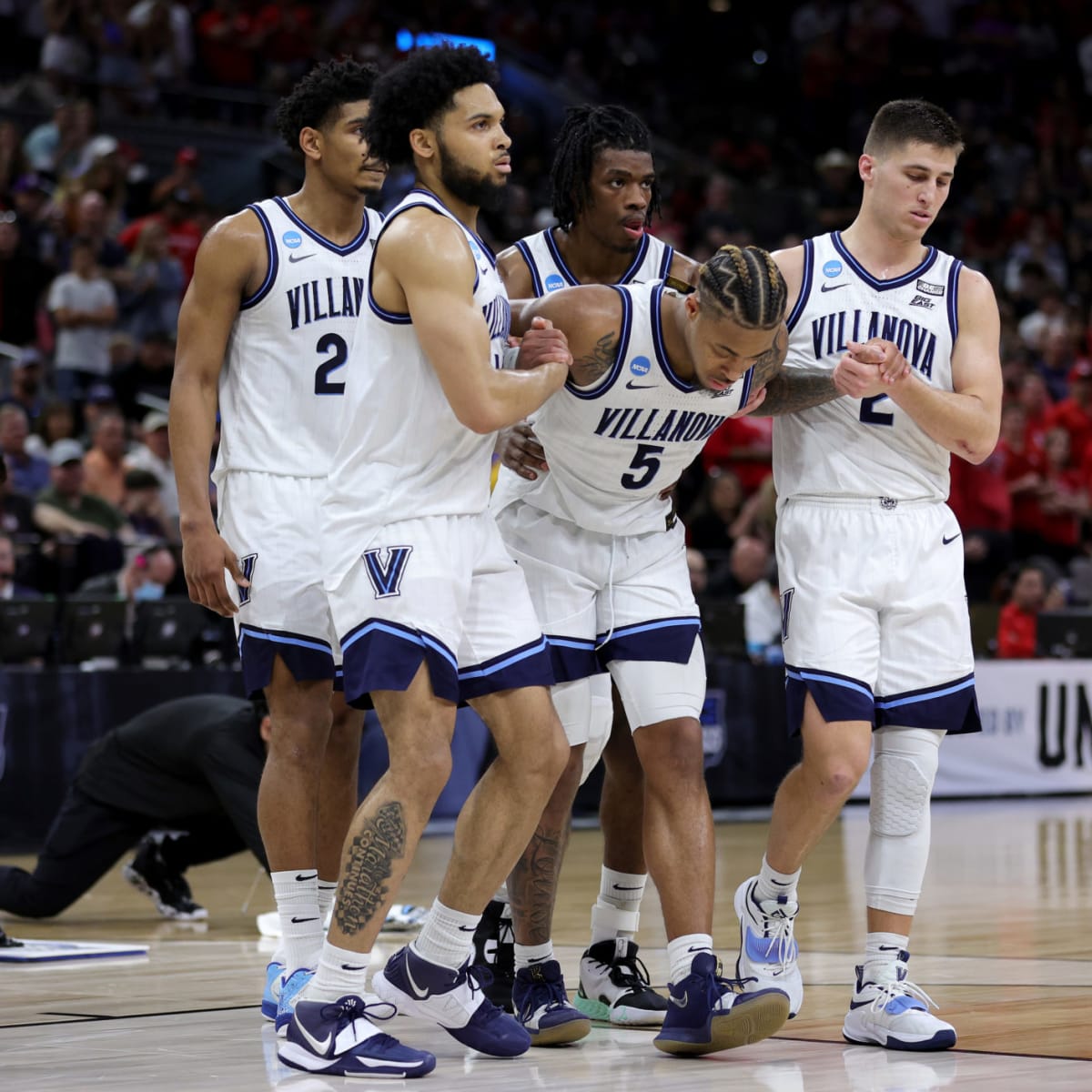 Villanovas Justin Moore Leaves Game With Potentially Serious Injury